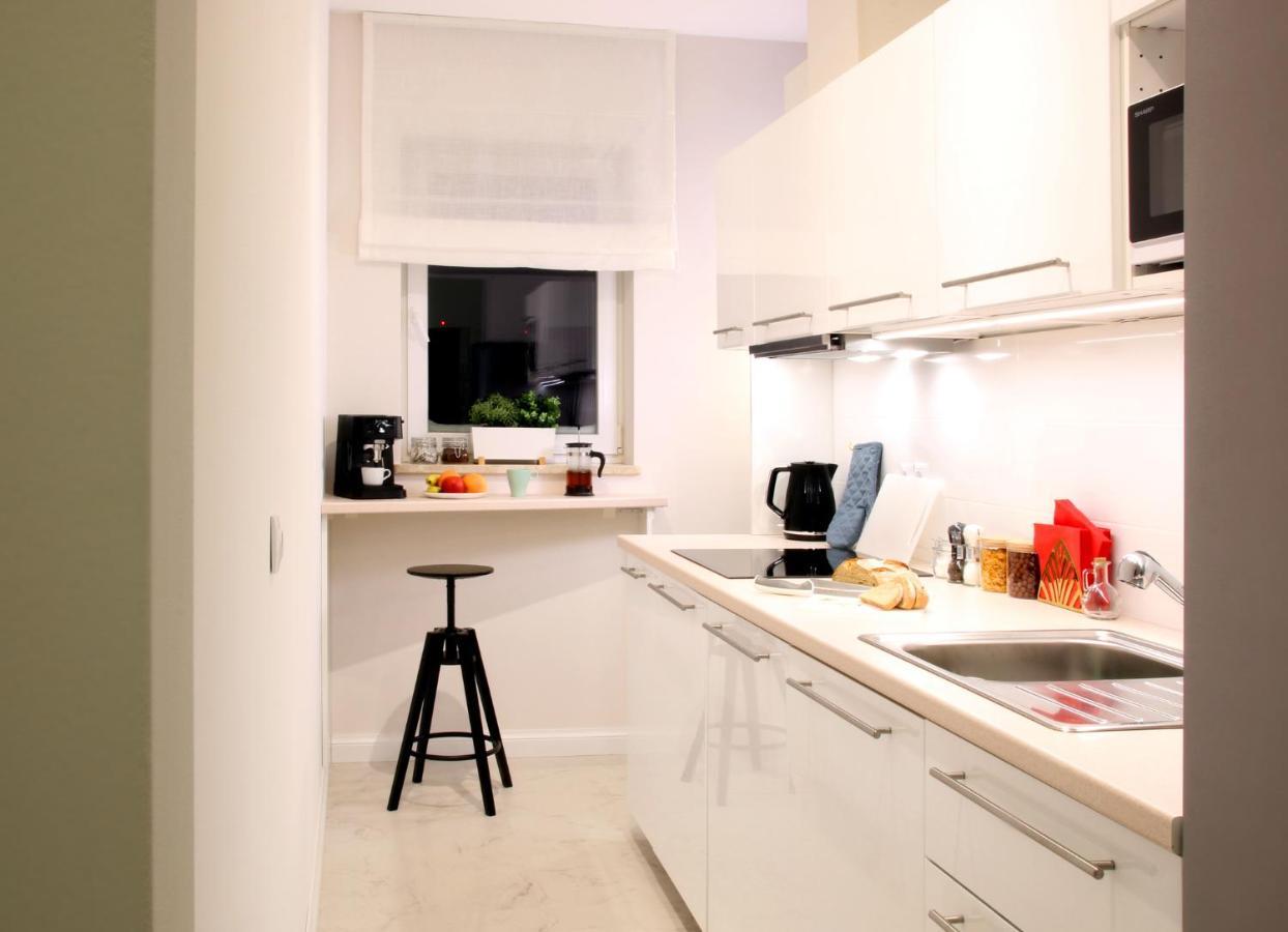 Athome - Chmielna 104 Appartamento